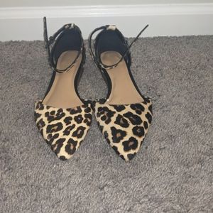 Crown vintage ladies leopard shoe